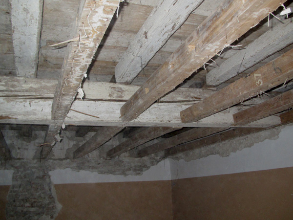 Travetti porta arelle